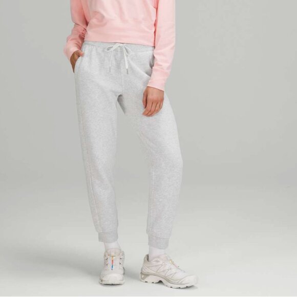 lululemon athletica Pants - Lululemon Scuba High-Rise Fleece Jogger 28" Heathered Core Ultra Light Grey Sz 4
